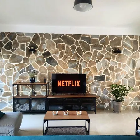 Apartment Anchor House
